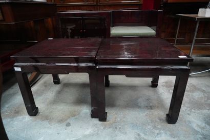 Table basse de forme carrée, paire de bouts...