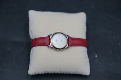 Tissot, montre bracelet de dame en métal...