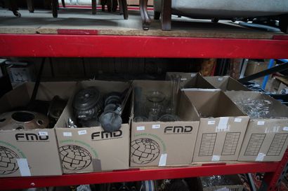 Réunion de verrerie comprenant des verres...