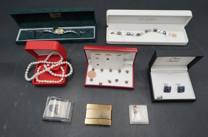 Réunion de montres de col et montres de gousset...