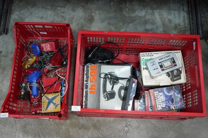 Game Watch ; lecteurs cassettes stéréophoniques...