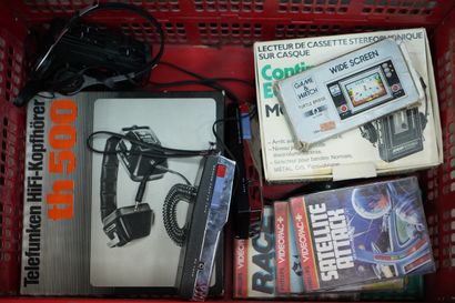 Game Watch ; lecteurs cassettes stéréophoniques...