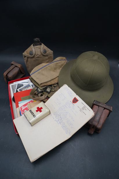 MILITARIA. Casque ; gourde ; insignes ; képis...