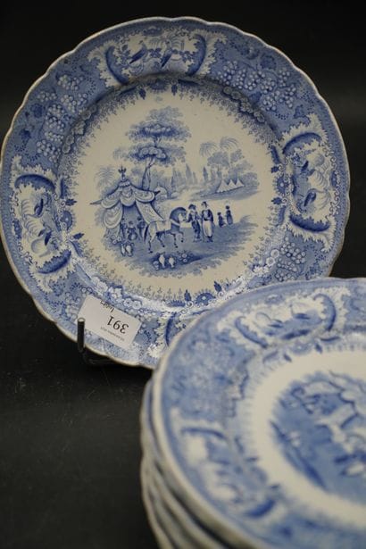 BORDEAUX, DAVID JOHNSTON, réunion de 10 assiettes...
