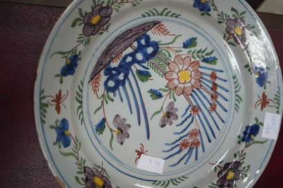 DELFT, XVIIIe et XIXe siècles. Réunion de...