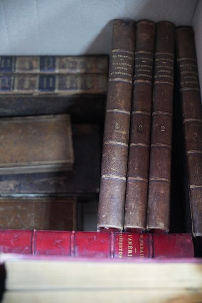 Réunion de catalogues de vente et livres...