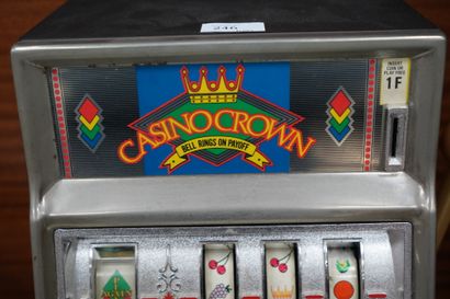 Machine à sous CASINO CROWN en métal et plastique....