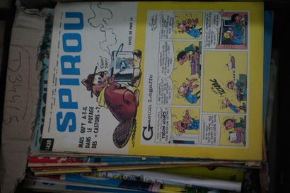 Réunion de nombreuses revues Spirou. 4 cartons....