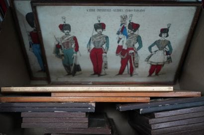 Réunion de gravures encadrées sur le thème...