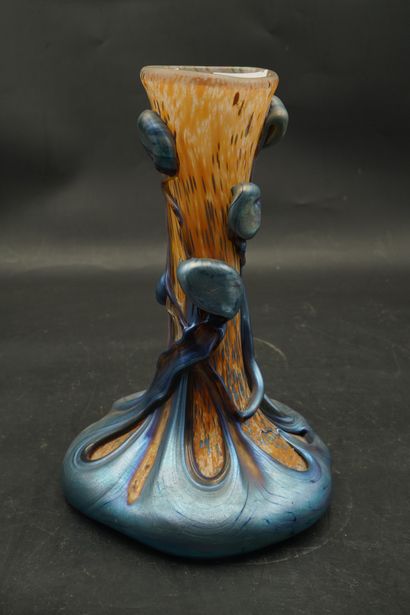 Michele LUZERO (née en 1949). Vase à col...