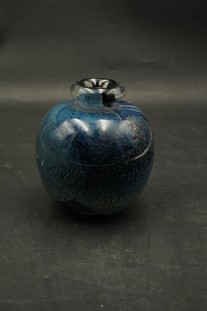 François LE LONQUER (1945-1991). Vase pomiforme...