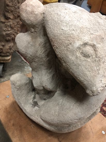 Ecole moderne, L'homme au poisson, sculpture...