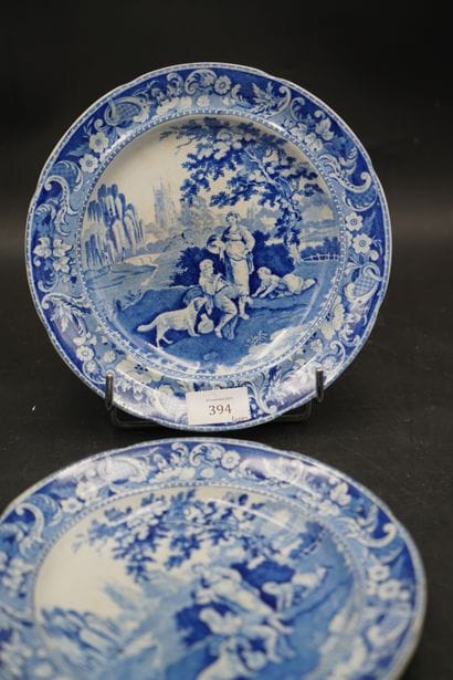 DAVENPORT, suite de quatre assiettes en faïence...