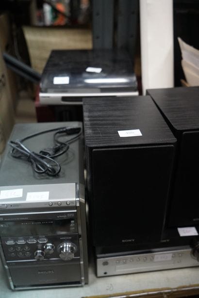 Mini-chaîne Philips, enceinte Sony, platine...