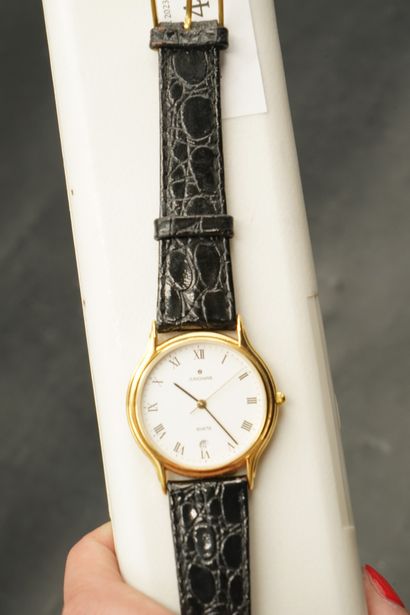 JUNGHANS, montre bracelet, métal doré, le...