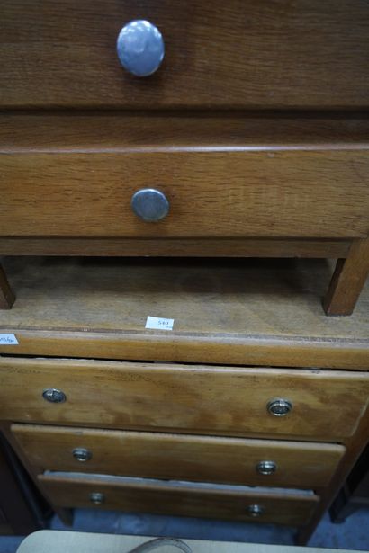 Deux commodes en bois de placage. C. 1950....