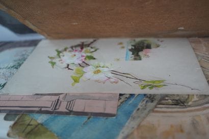 Réunion d'aquarelles, peintures sur panneaux...