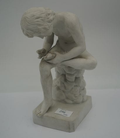 D'après l'Antique
Biscuit de porcelaine figurant...