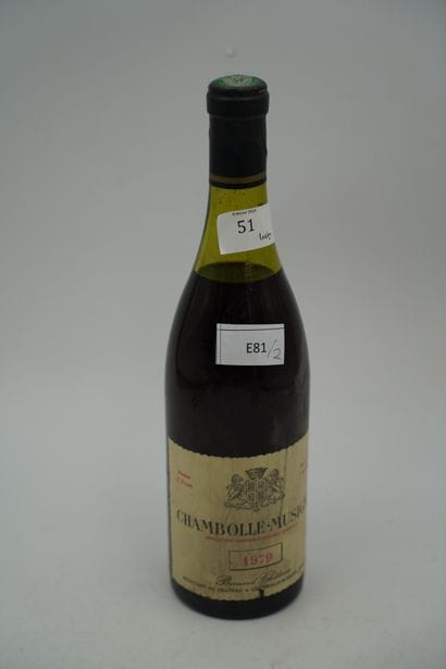 Une bouteille de Chambolle-Musigny, 1979,...