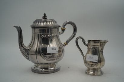 TETARD Frères
Théière et pot à lait en argent...