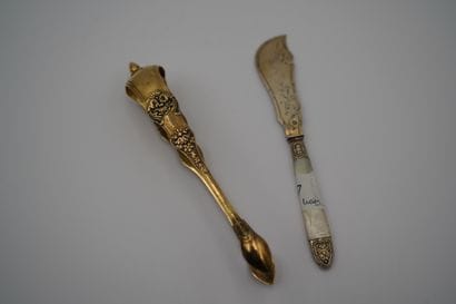 Pince à sucre en argent doré, chiffrée, à...
