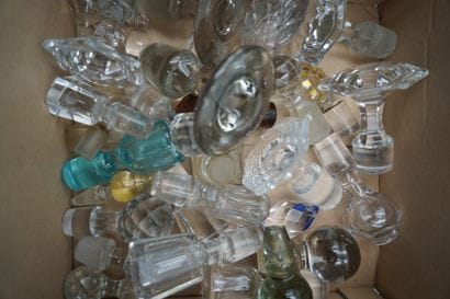 BACCARAT OU LE CREUSOT, une carafe globulaire...