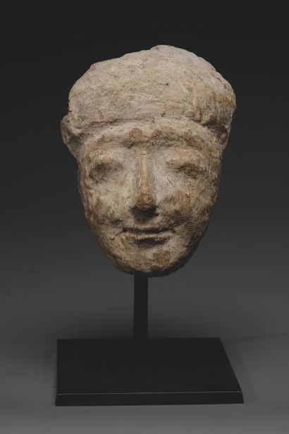 ANTHROPOMORPHE MASK Stuccoed wood.
Egypt,...