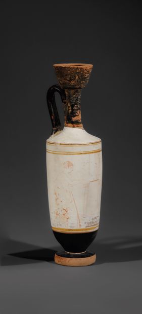 WHITE-BOTTOMED LEKYTHOS
The body decorated...