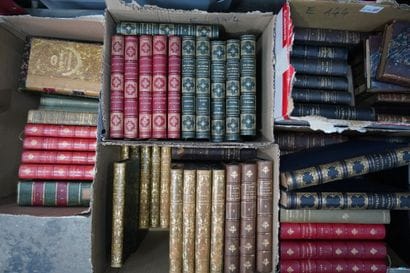 Réunion de livres reliés anciens dont Thiers,...