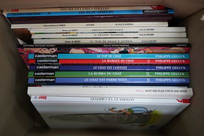 Réunion de bandes dessinées, dont Astérix,...