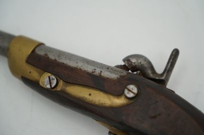 Pistolet, la platine gravée manufacture royale...