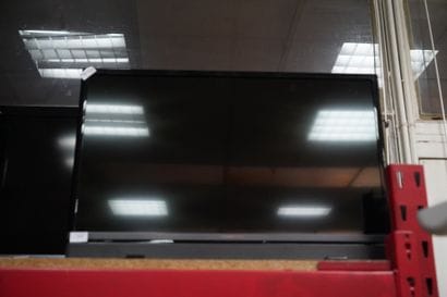 Deux écrans SONY et GRUNDIG. Fonctionnement...