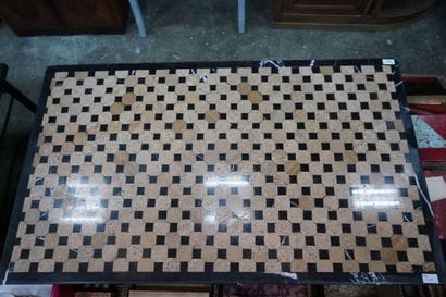 Table basse, le plateau rectangulaire en...