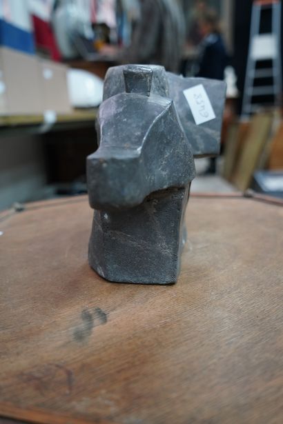 Gérard CYNE (1923-2006)
Eléphant-enclume
Sculpture...