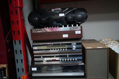 Paire d'enceintes, matériel HIFI dont Philipps,...