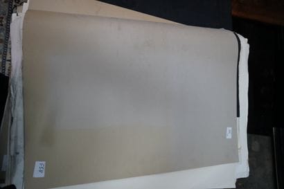 Réunion d'affiches, dessins en feuilles.
En...