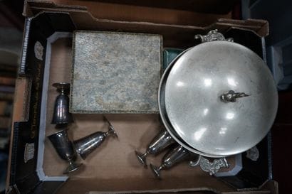 Parties de ménagère en métal argenté dans...