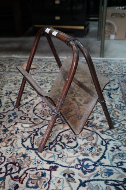 Table basse en placage de loupe, le plateau...