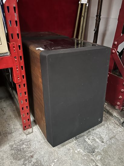 JBL
Paire d'enceintes modèle L300.
En l'...