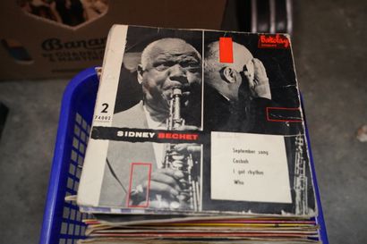 Réunion de disques vinyles.
En l'état.