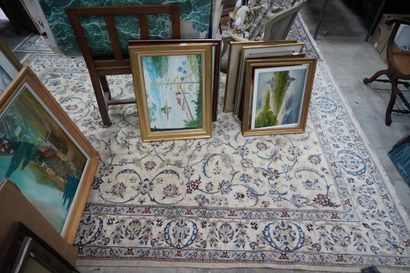 Deux tapis rectangulaires en laine polychrome...