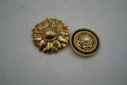 PIERRE BALMAIN PARIS 
BARRETTE TOURNESOL
Métal...