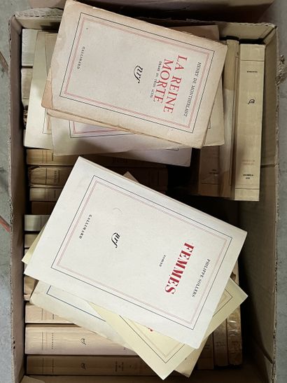 Réunion de volumes édition RNF Gallimard...