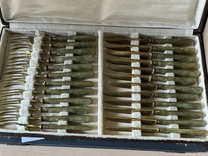 Réunion de métal argenté comprenant couverts...