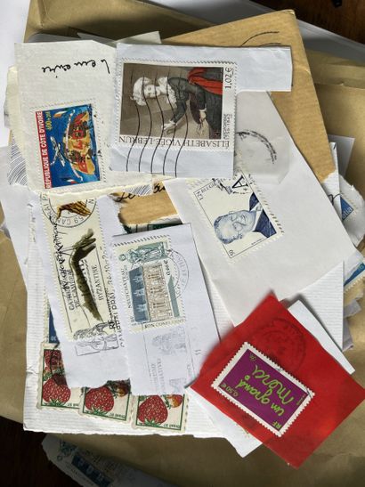 Réunion de timbres.
En l'état.