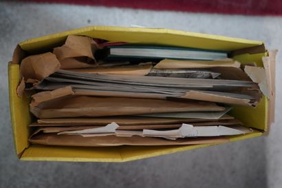 Réunion de timbres.
En l'état.