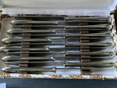 Réunion de métal argenté comprenant couverts...