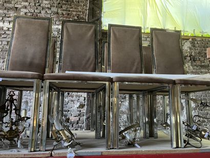 DANS LE GOUT DE WILLY RIZZO
Suite de 8 chaises...