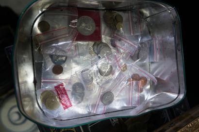 Réuion de pièces de monnaies, la plupart...