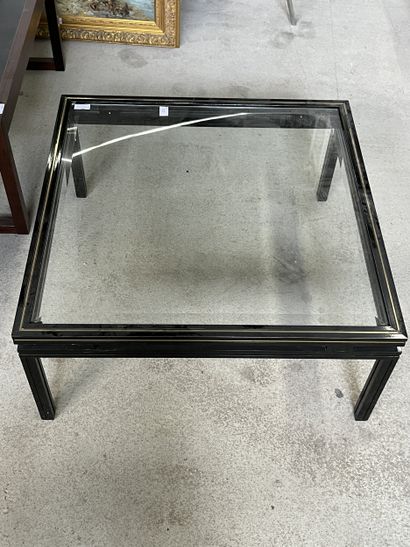 PIERRE VANDEL
TABLE BASSE
Métal laqué noir,...